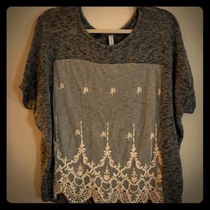 🔥Yuni Los Angeles oversize short sleeve sweater S